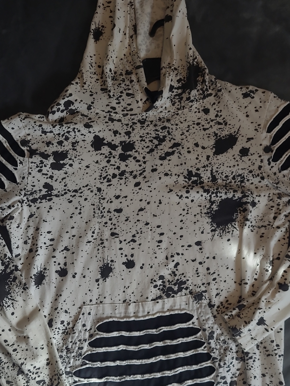 Carbon Off White And Black Speckled Pullover